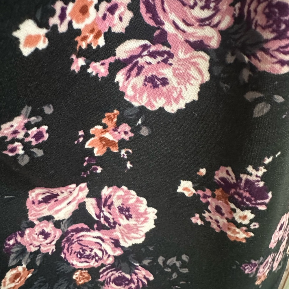 Forever 21 Floral Cutout Waist Floral Mini Dress Black with Pale Pink Roses - Picture 6 of 7